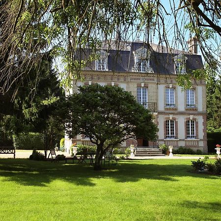 Bed and Breakfast Manoir Le Mesnil Saint-Martin-aux-Chartrains Exterior foto