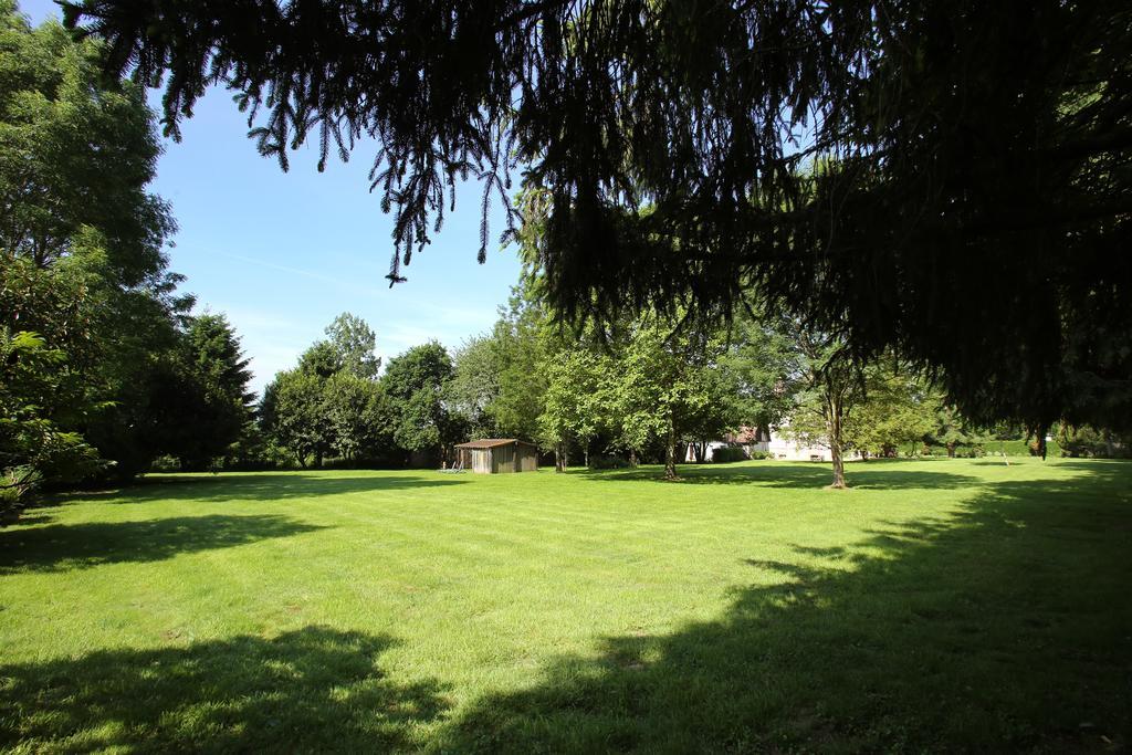 Bed and Breakfast Manoir Le Mesnil Saint-Martin-aux-Chartrains Exterior foto
