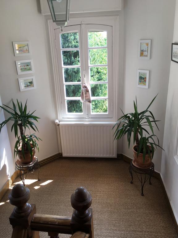 Bed and Breakfast Manoir Le Mesnil Saint-Martin-aux-Chartrains Exterior foto